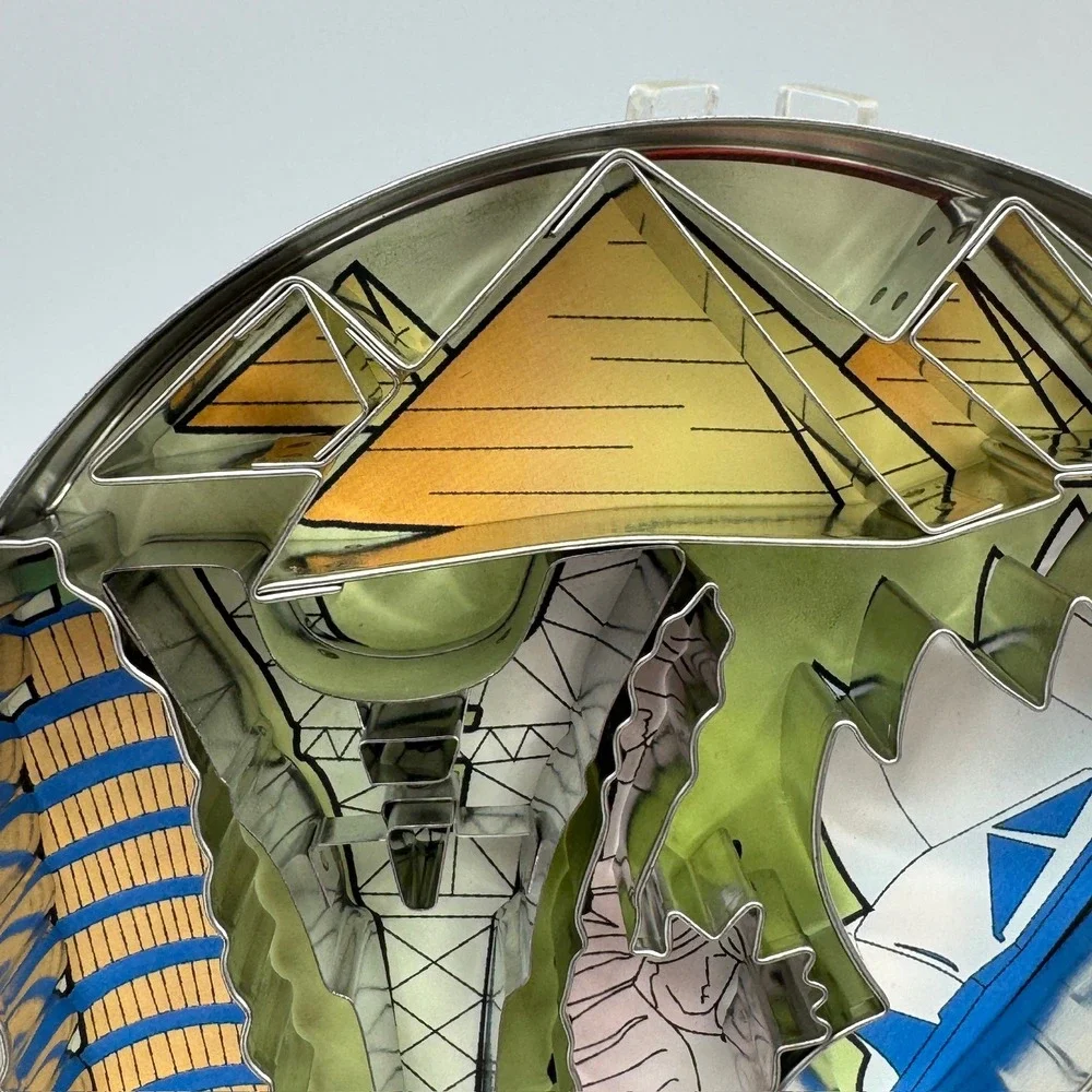 World Landmarks Cookie Cutter Set Stainless Steel 6 Piece Storage Tin‎ Travel
